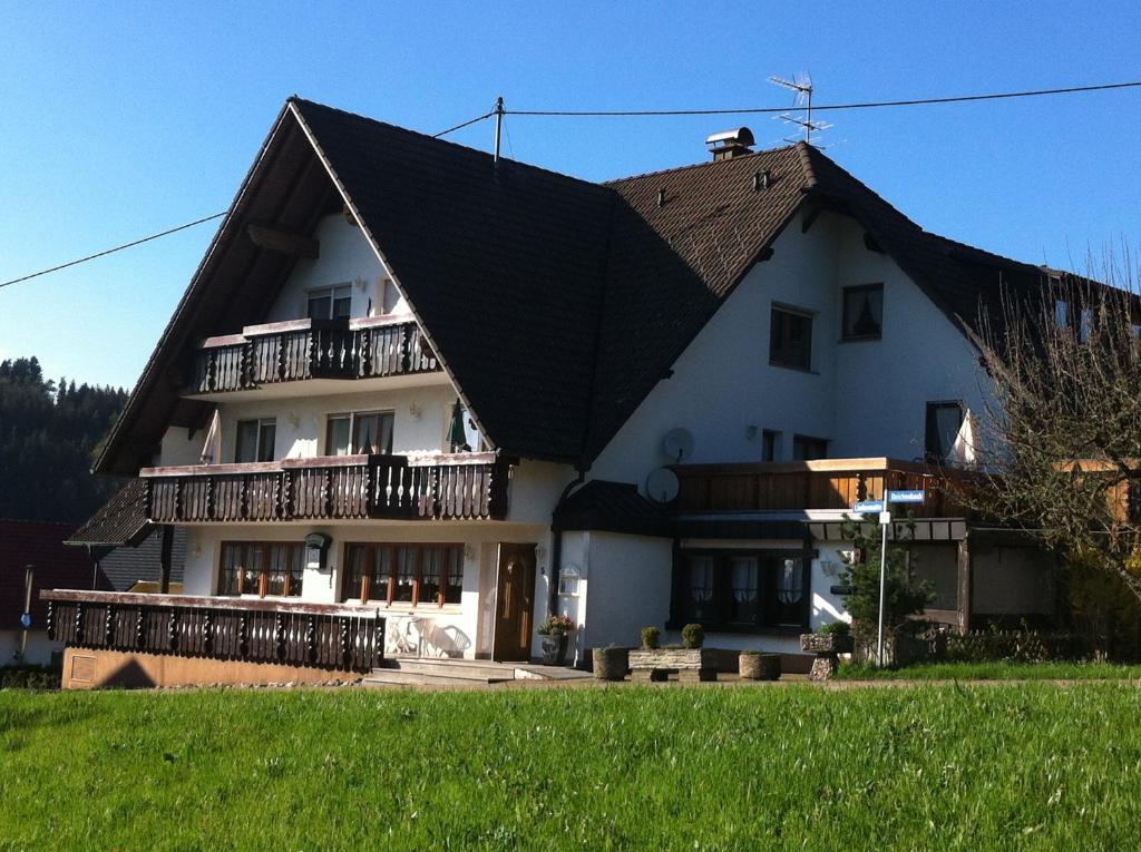 Gasthof Richebaechli Hotel Elzach Exterior foto