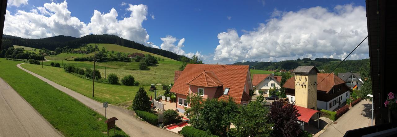 Gasthof Richebaechli Hotel Elzach Exterior foto